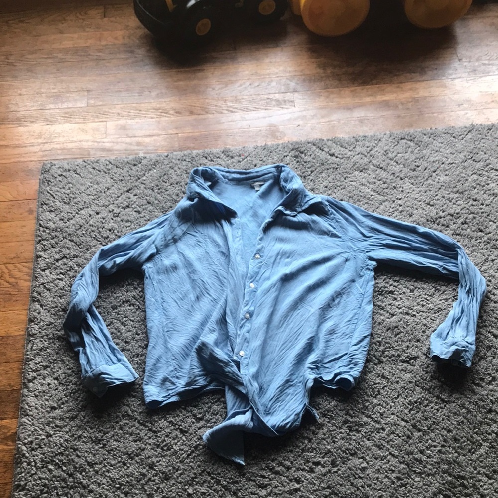 Tie waist button down